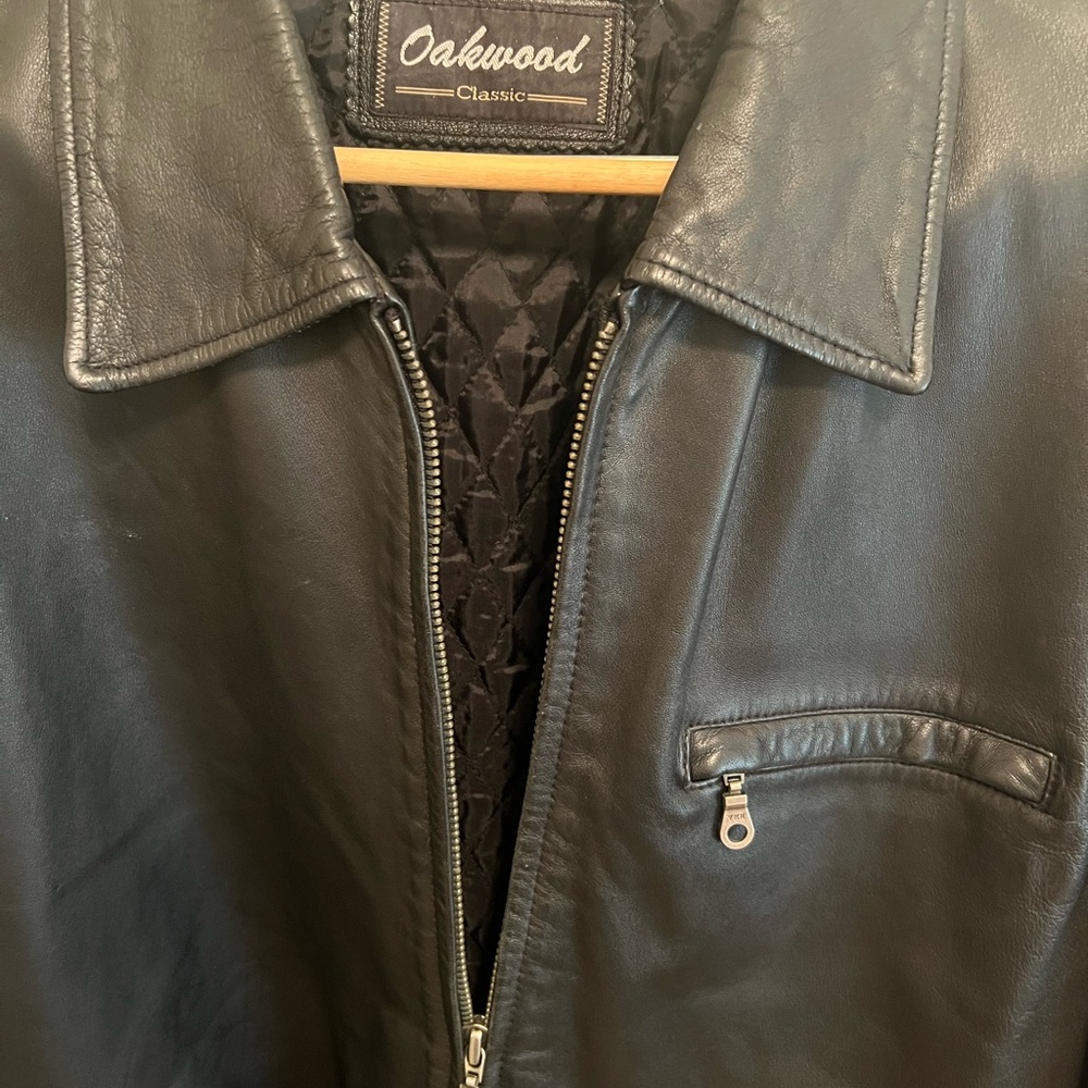 Oakwood Men’s Size: XL Classic Men's Black Leather Jacket - Quilted Lining